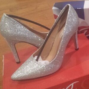 Silver Glitter Pointed-Toe High Heels